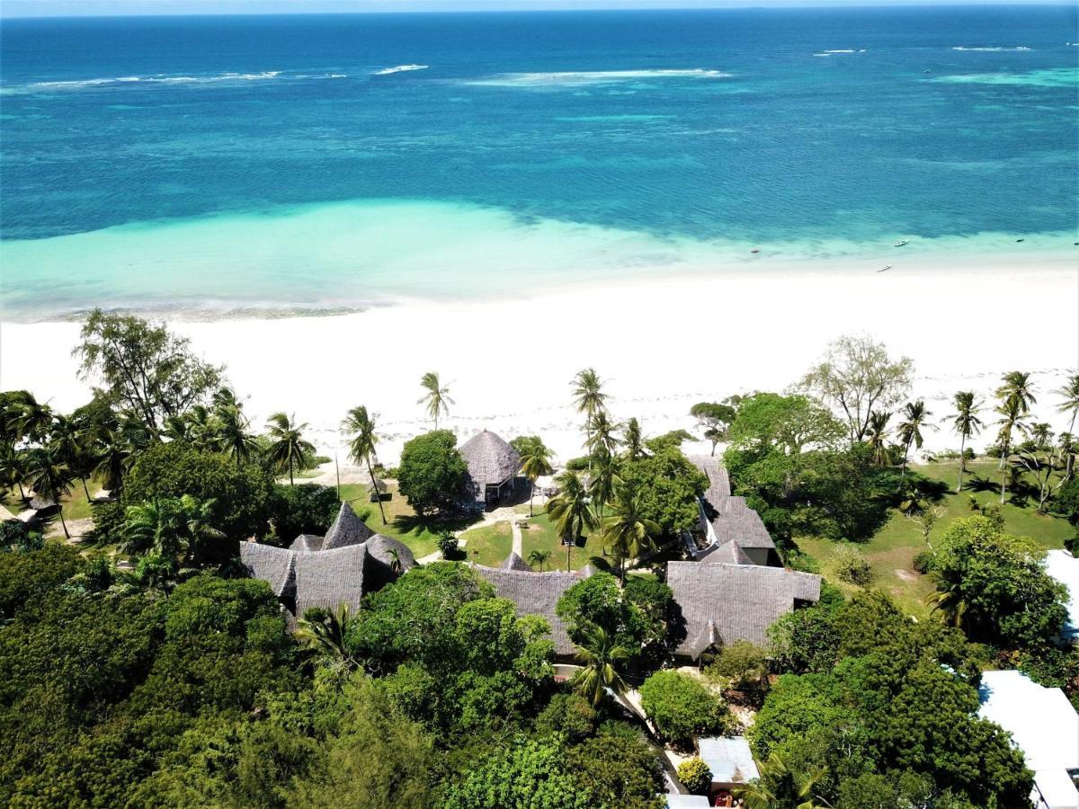 Eleven Pearl Boutique Hotel & Spa Praia de Diani Exterior foto